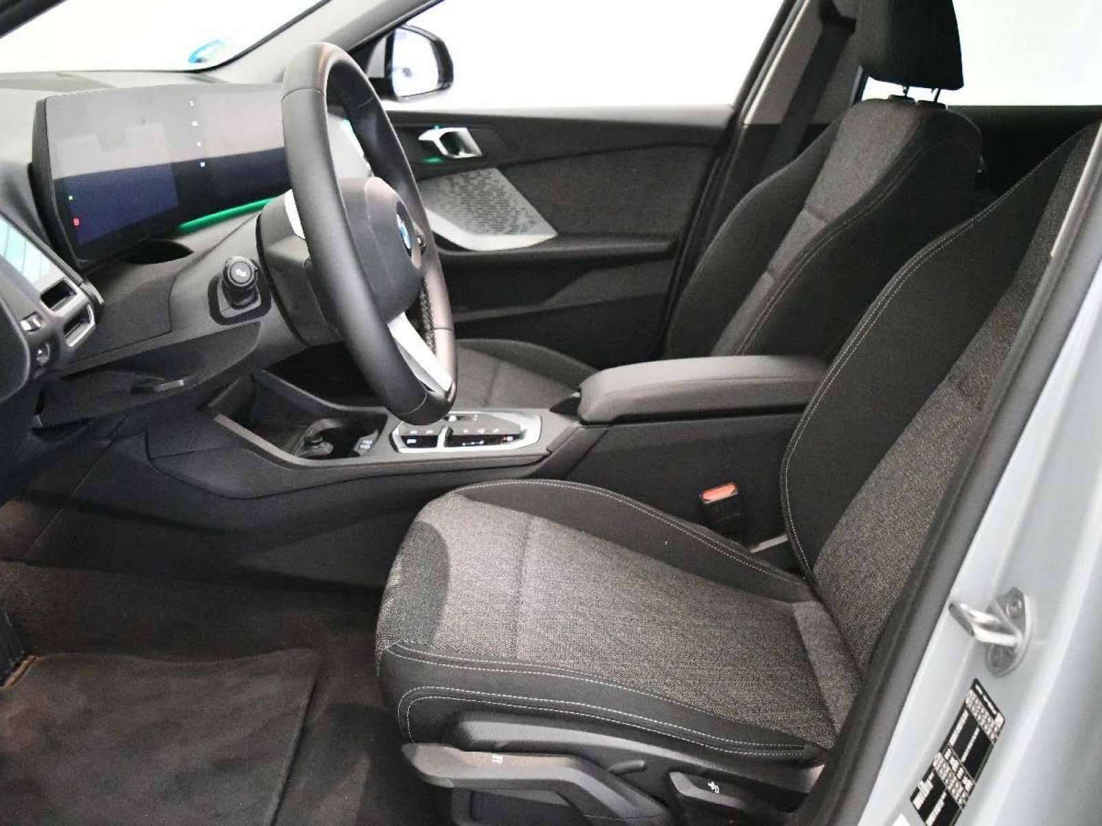 BMW - SERIE 1 F70 - #850095 - 5