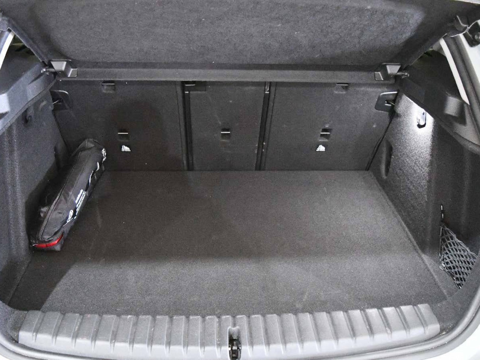 BMW - SERIE 1 F70 - #850095 - 10