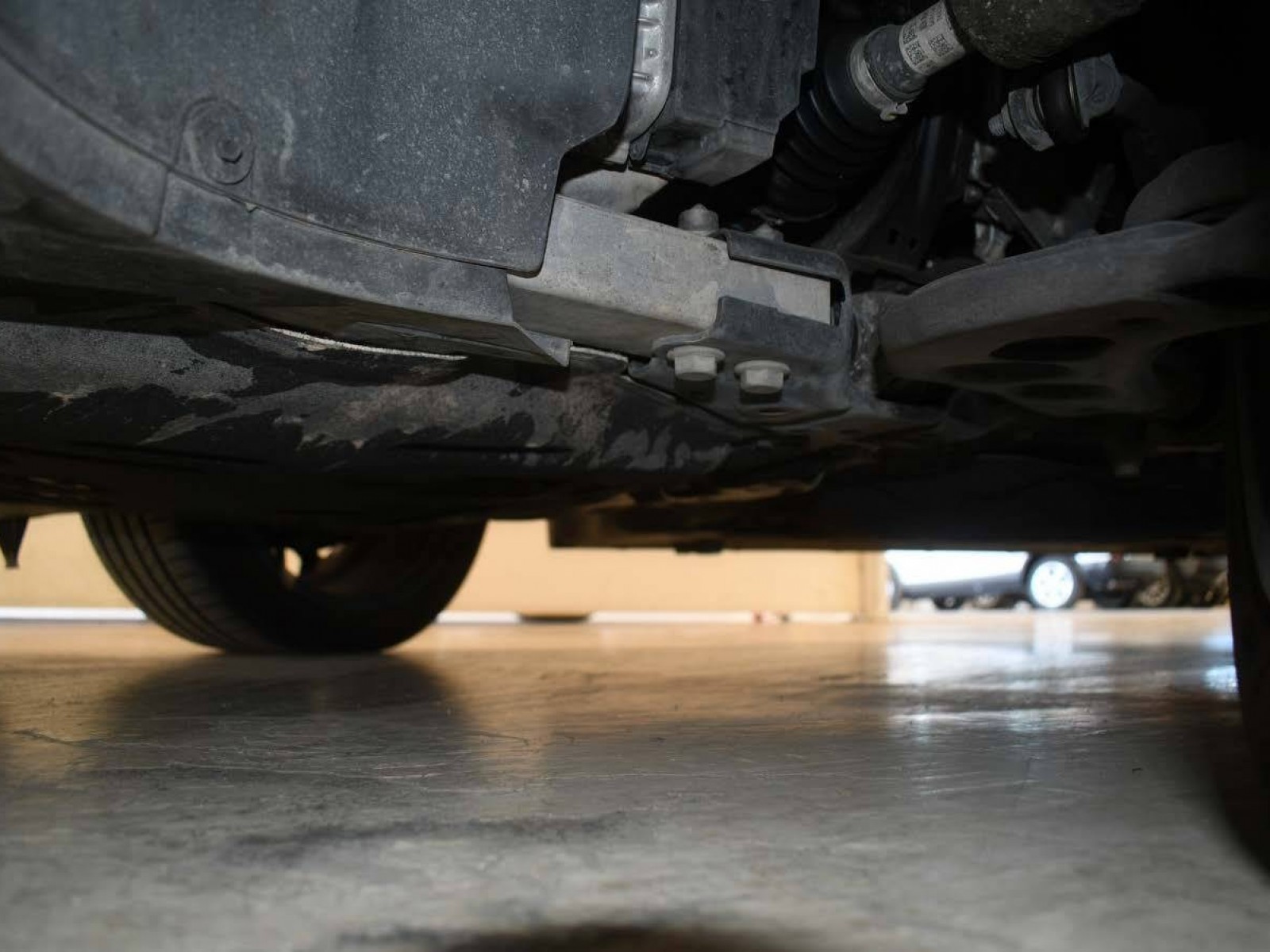 BMW - SERIE 1 F70 - #850094 - 25