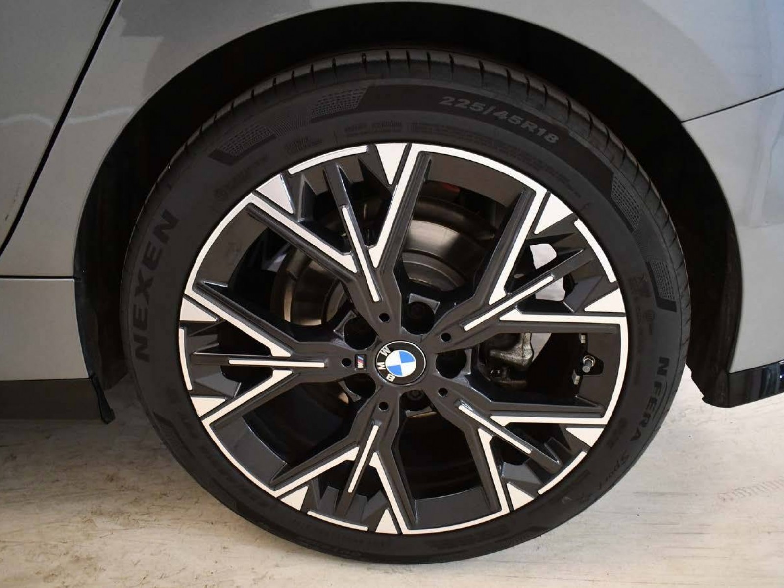 BMW - SERIE 1 F70 - #850094 - 20