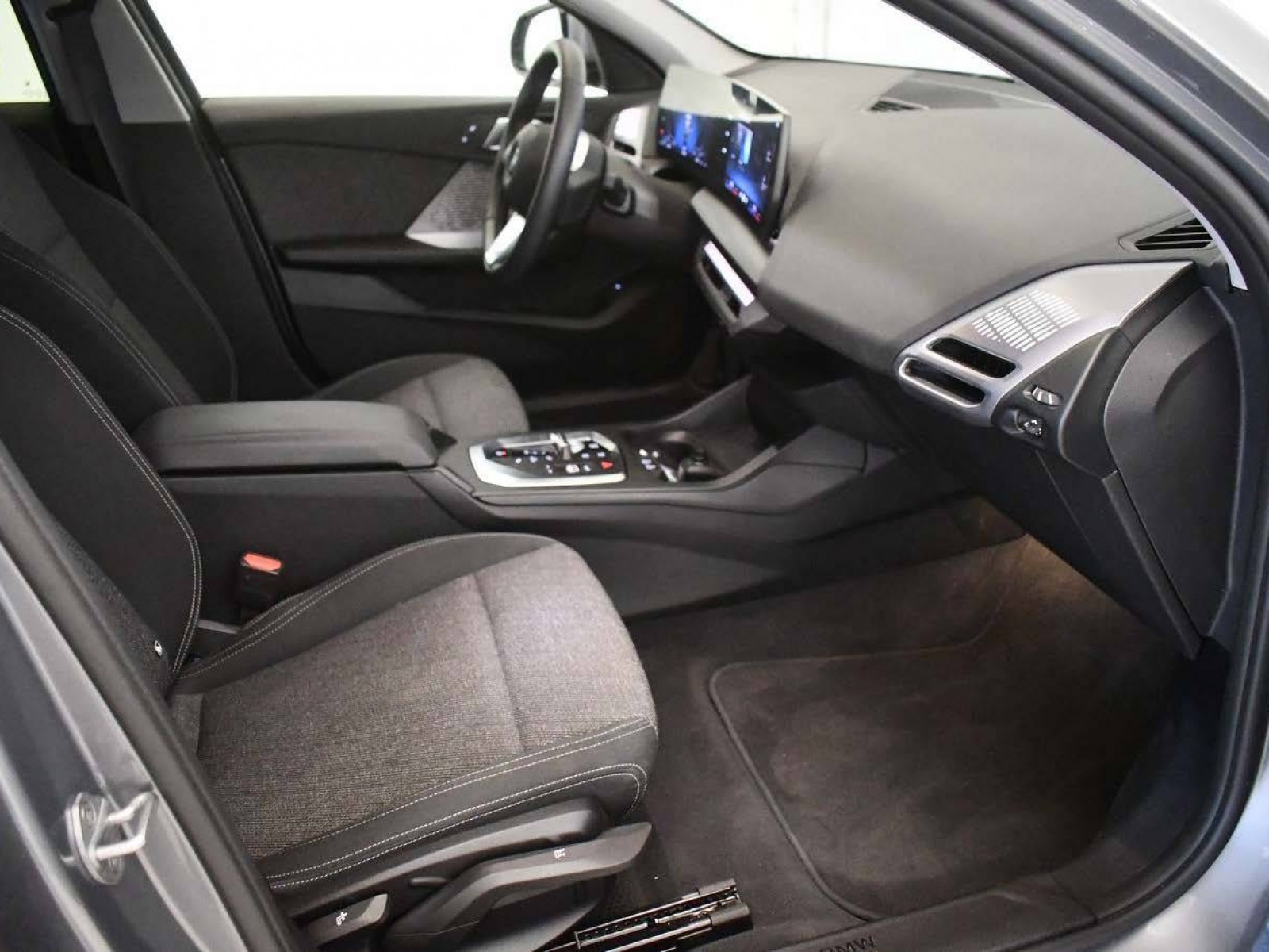 BMW - SERIE 1 F70 - #850093 - 4