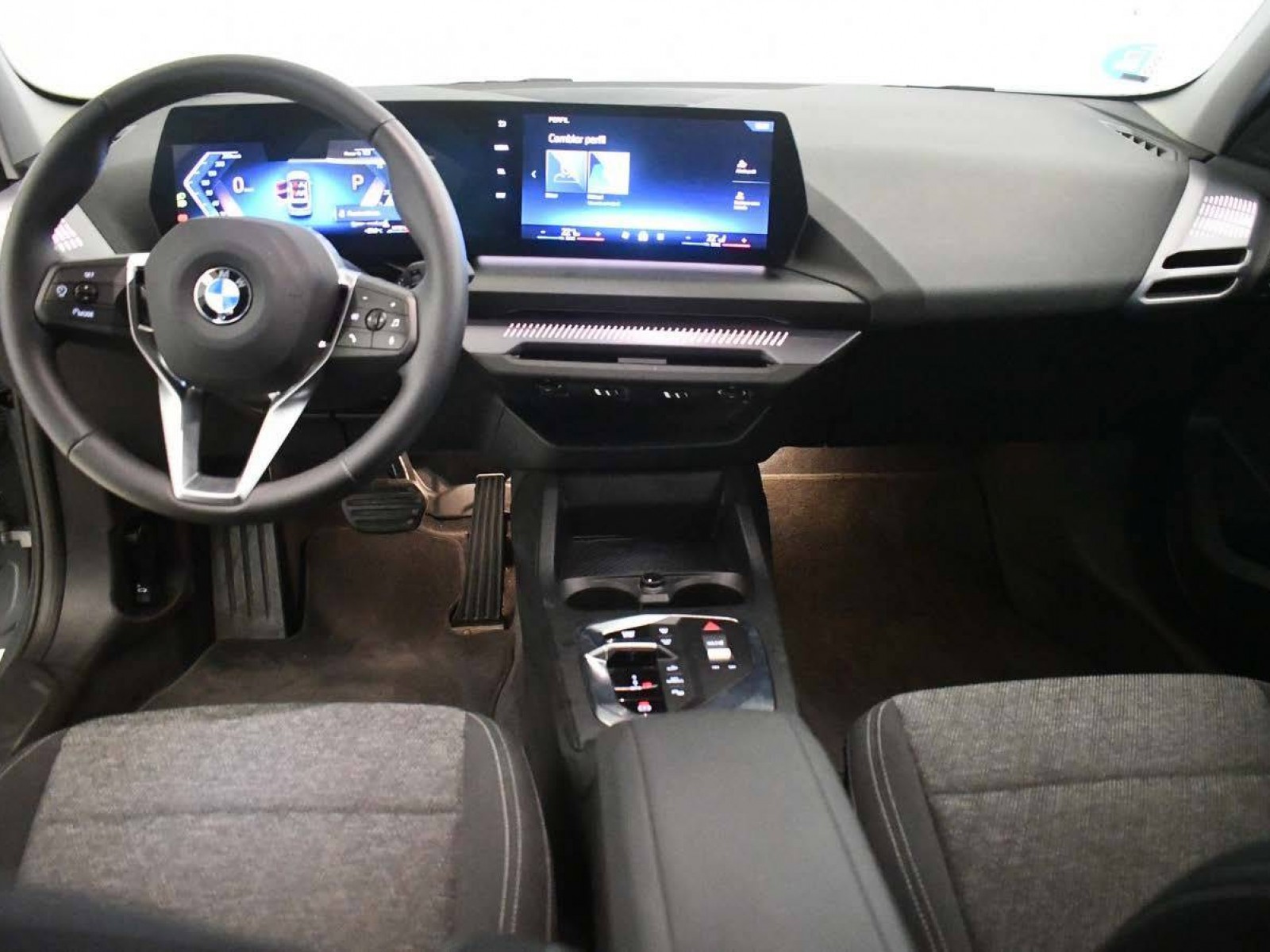 BMW - SERIE 1 F70 - #850093 - 7