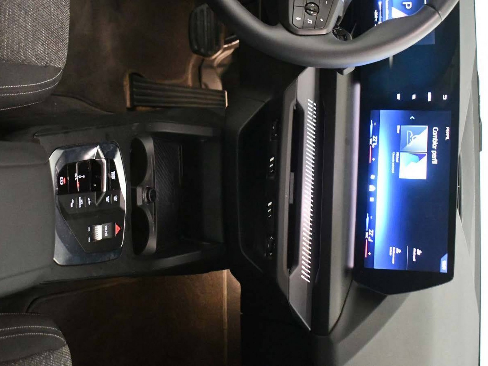 BMW - SERIE 1 F70 - #850093 - 8