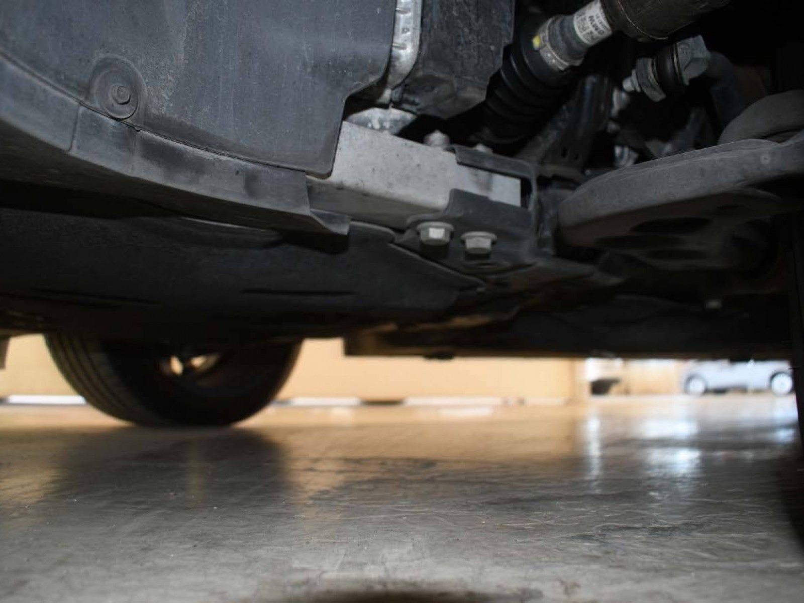 BMW - SERIE 1 F70 - #850093 - 30