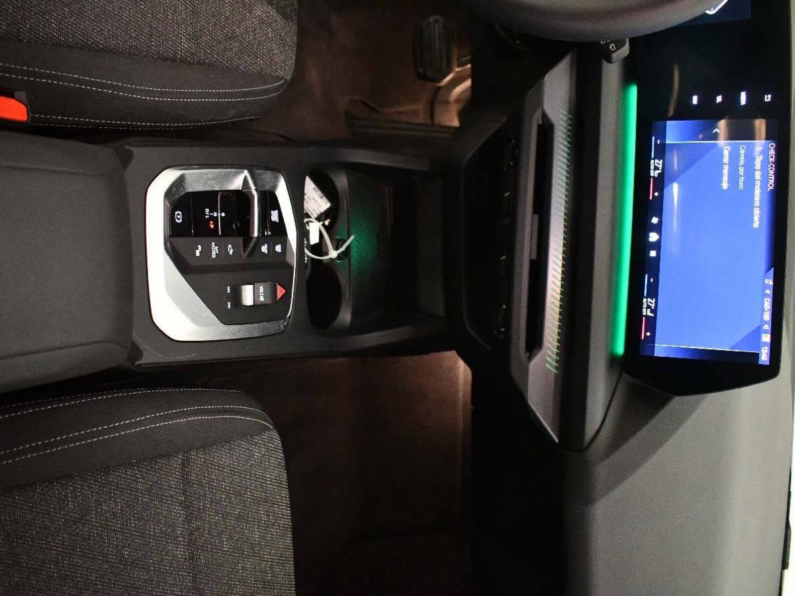 BMW - SERIE 1 F70 - #850092 - 8