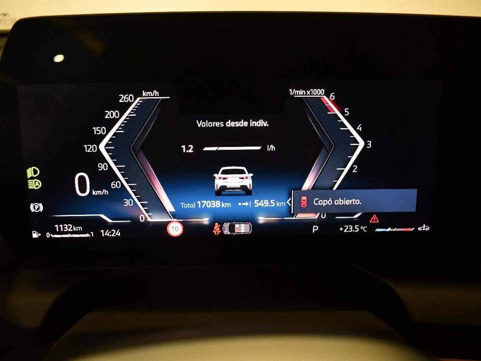 BMW - SERIE 1 F70 - #850074 - 8