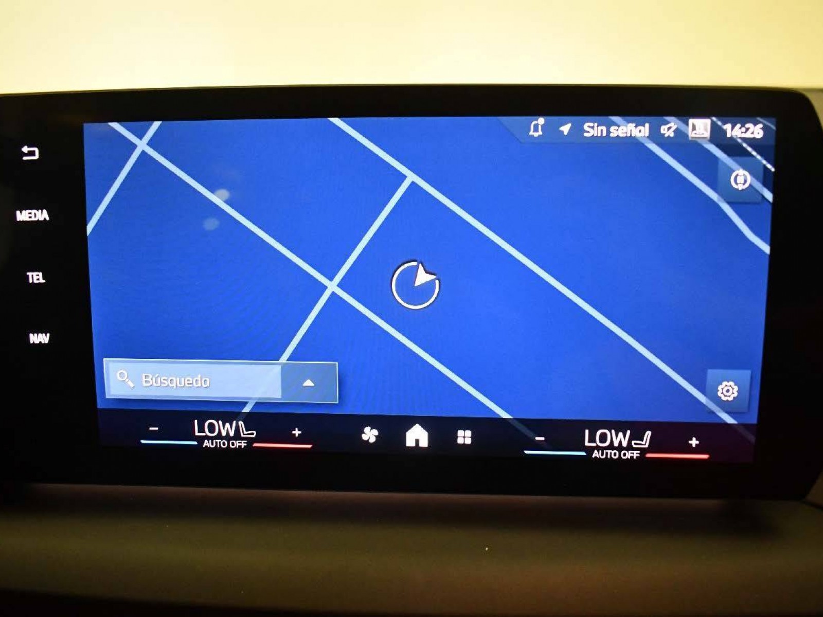 BMW - SERIE 1 F70 - #850074 - 13