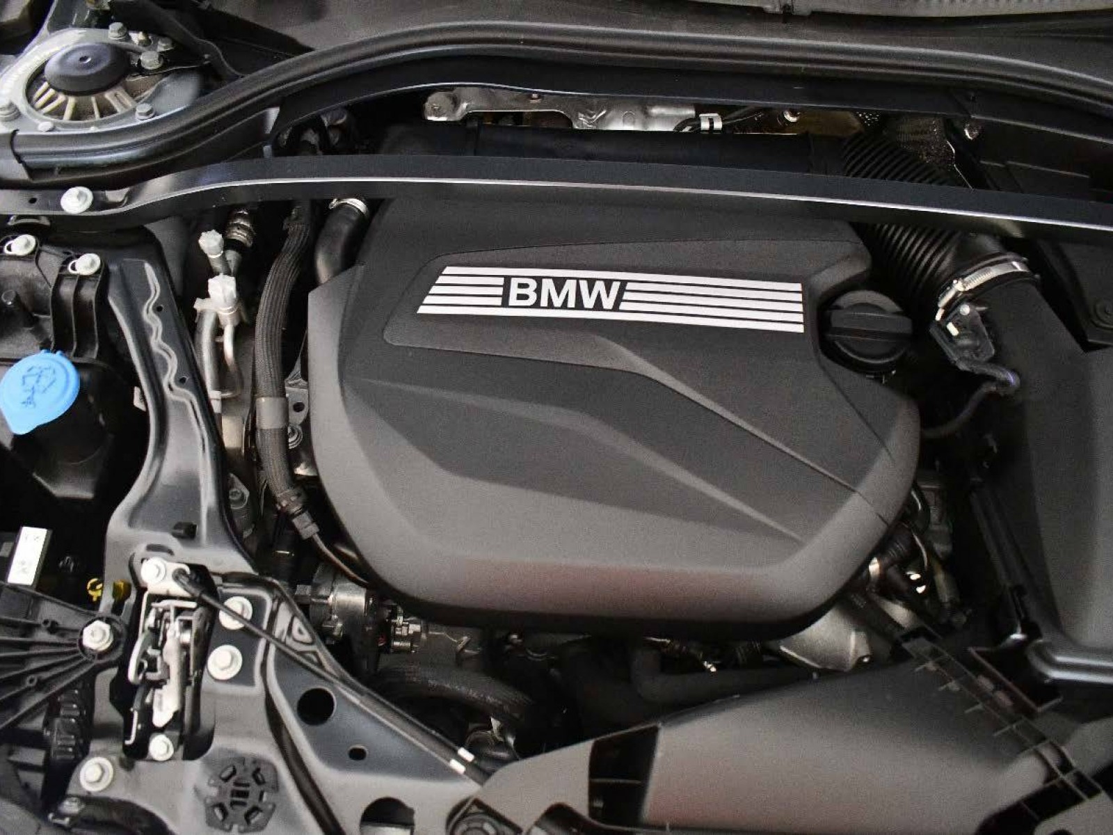 BMW - SERIE 1 F70 - #850074 - 34