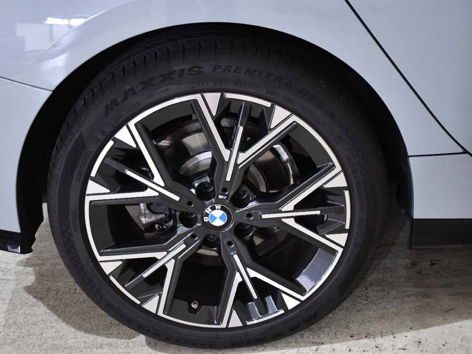 BMW - SERIE 1 F70 - #850074 - 20