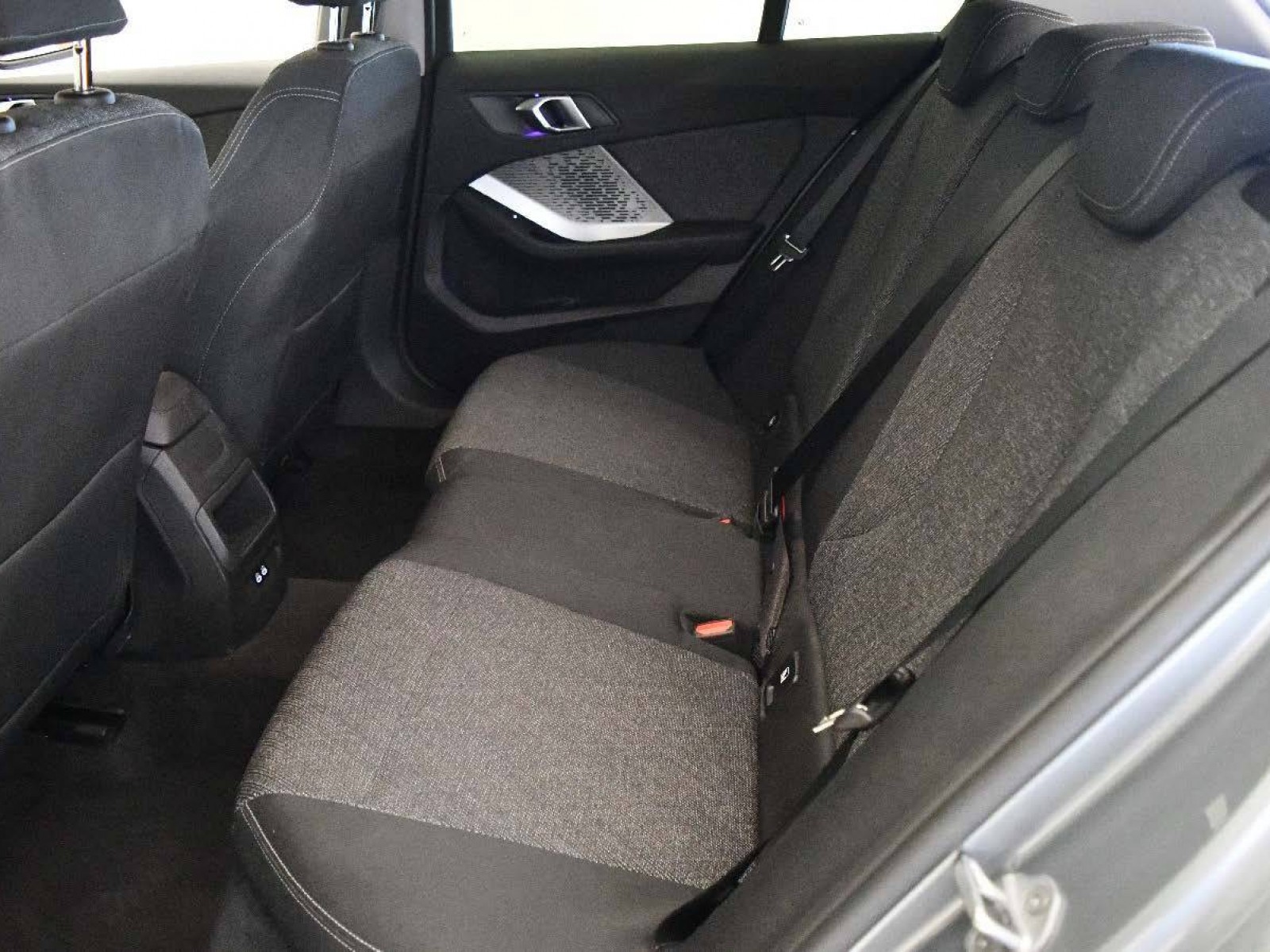 BMW - SERIE 1 F70 - #850108 - 10