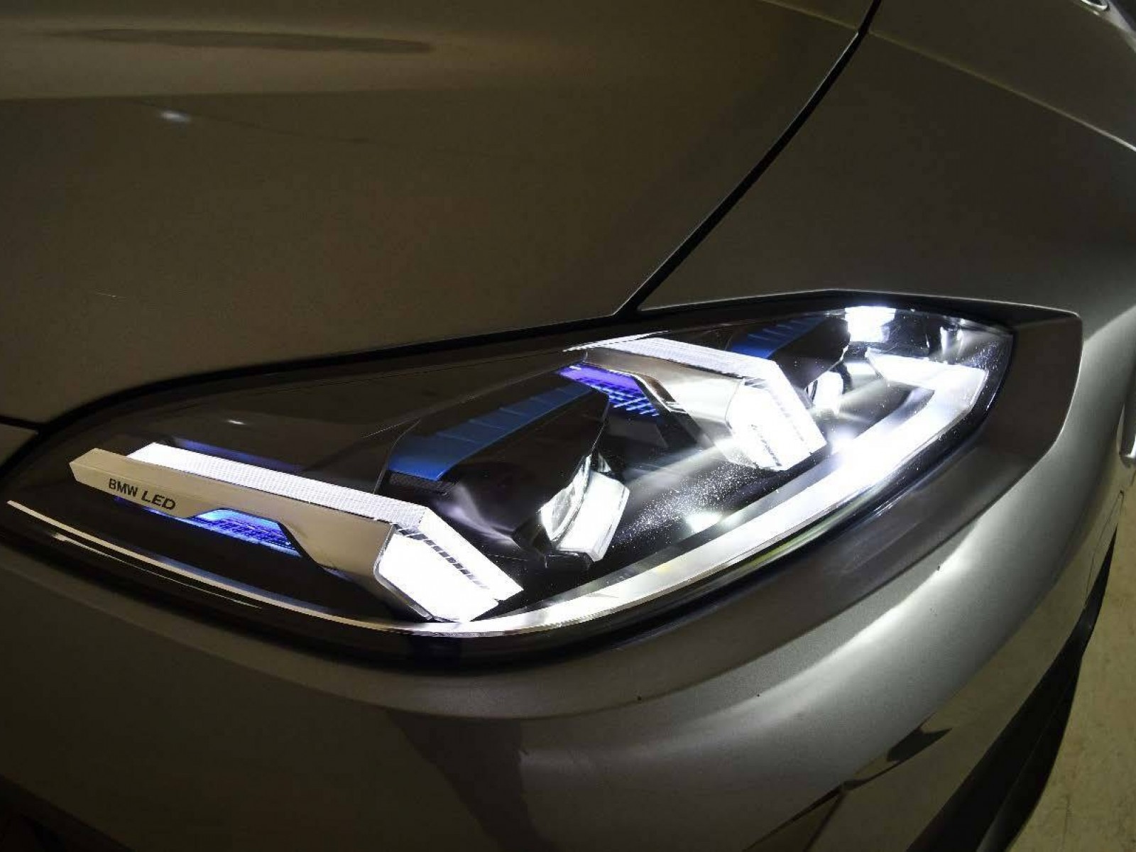 BMW - SERIE 1 F70 - #850108 - 12