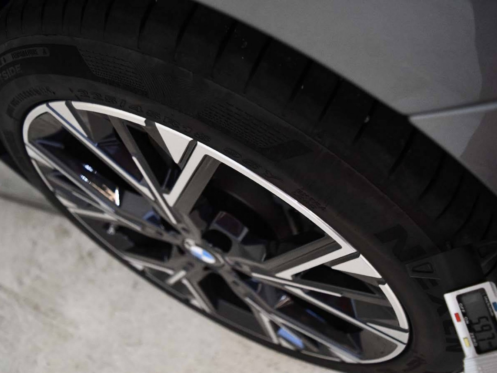 BMW - SERIE 1 F70 - #850108 - 37