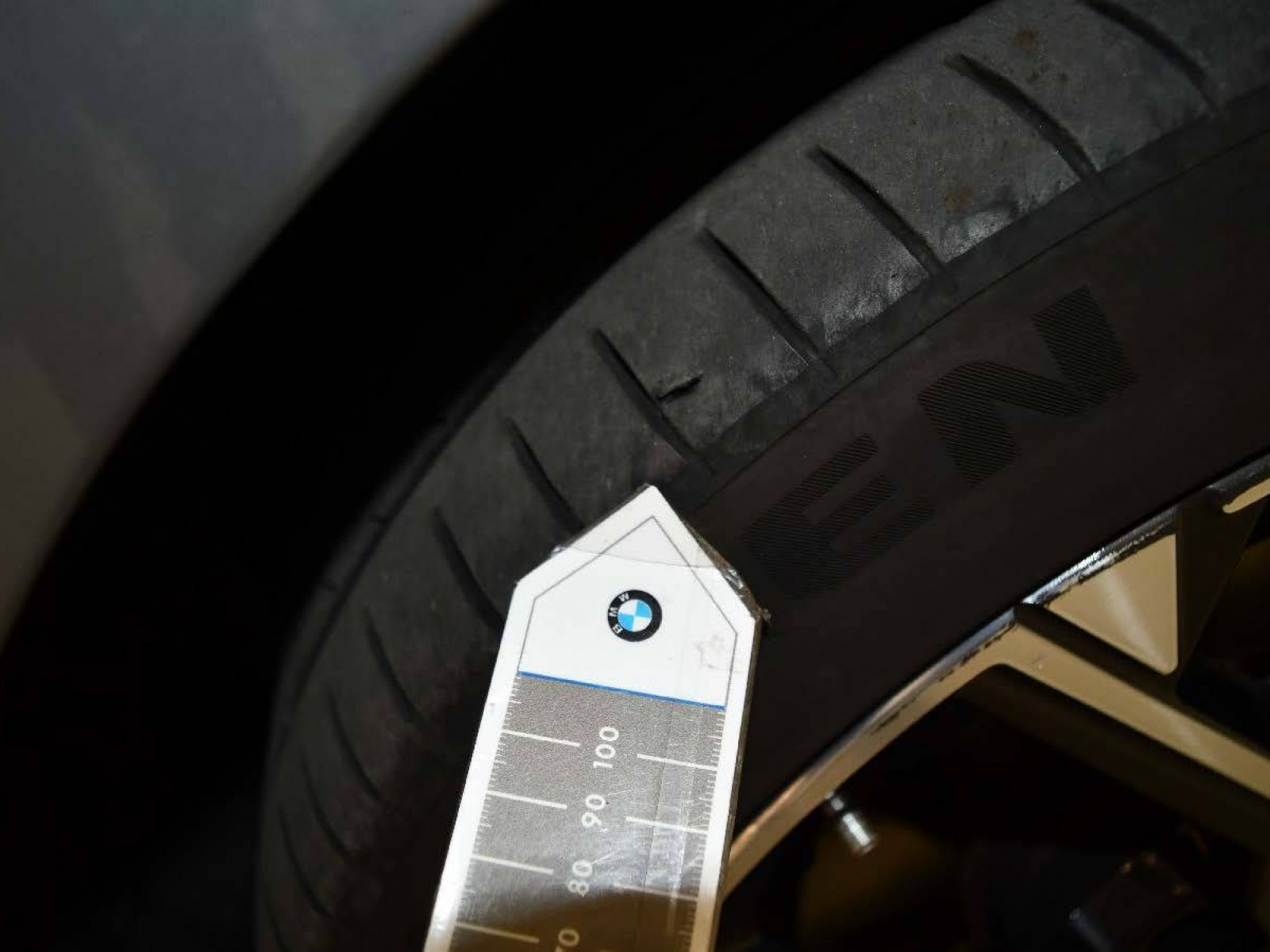 BMW - SERIE 1 F70 - #850108 - 17