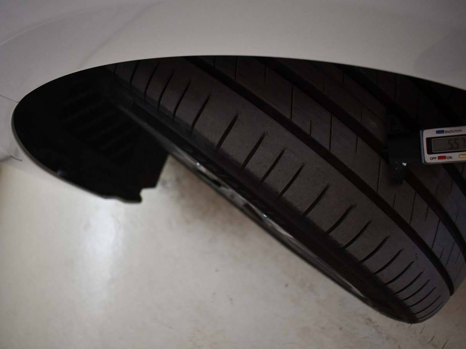 BMW - SERIE 1 F70 - #850246 - 39