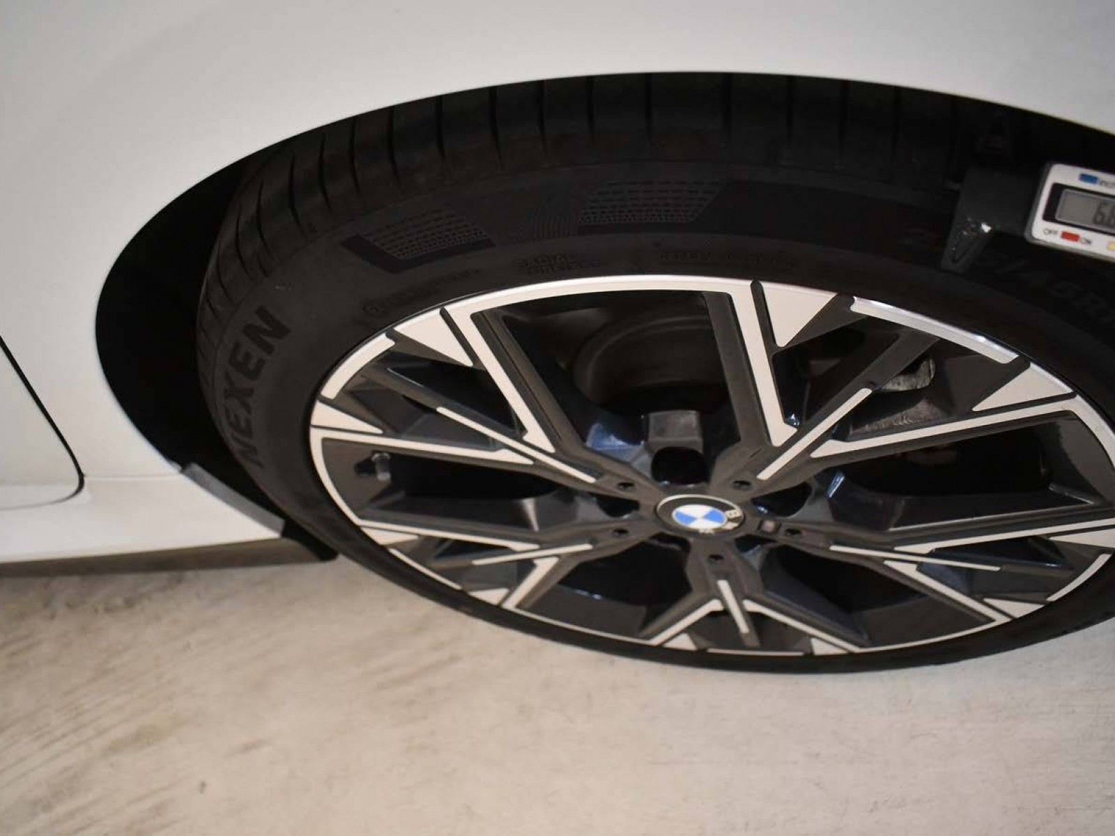 BMW - SERIE 1 F70 - #850246 - 38