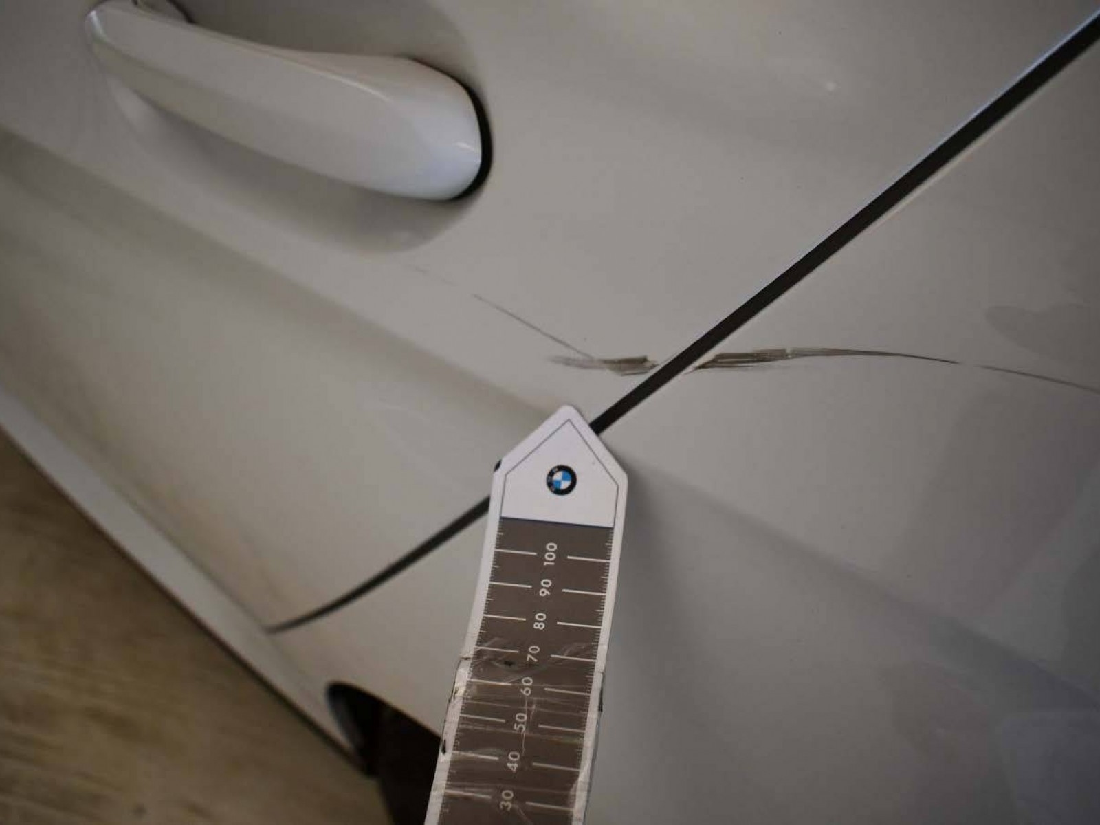 BMW - SERIE 1 F70 - #850246 - 19