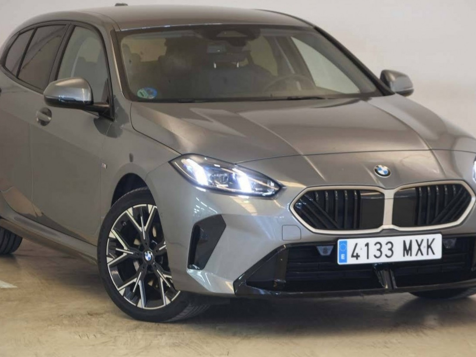 BMW - SERIE 1 F70 - #850094 - 37