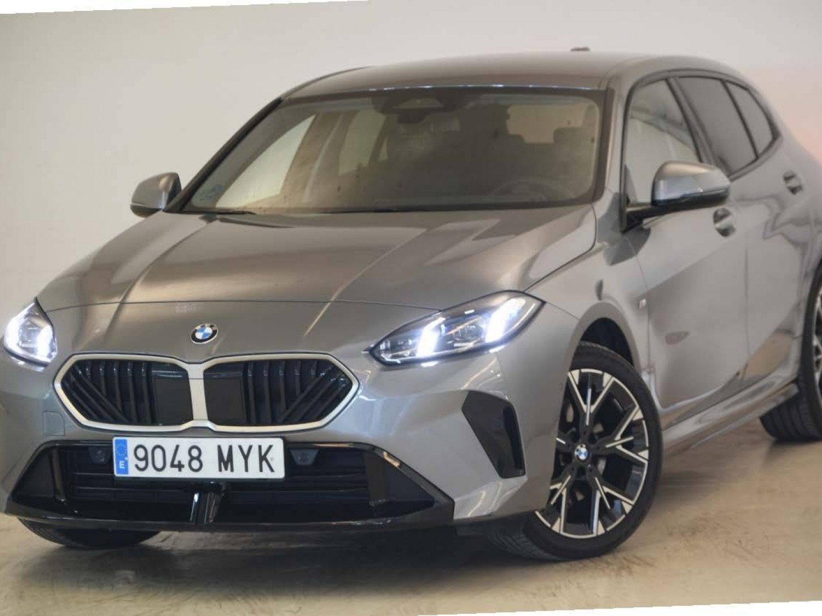 BMW - SERIE 1 F70 - #850093 - 0