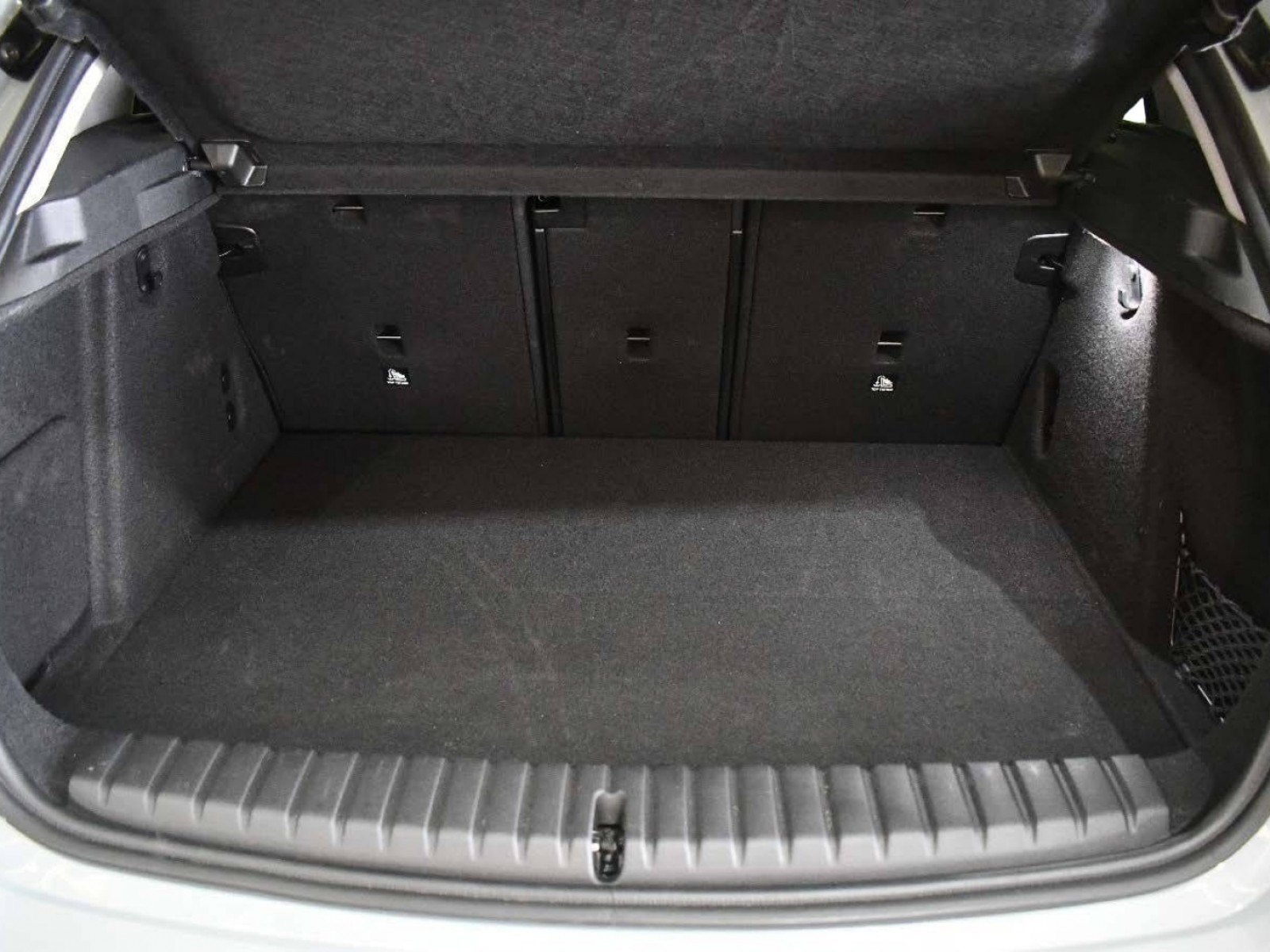 BMW - SERIE 1 F70 - #850074 - 2