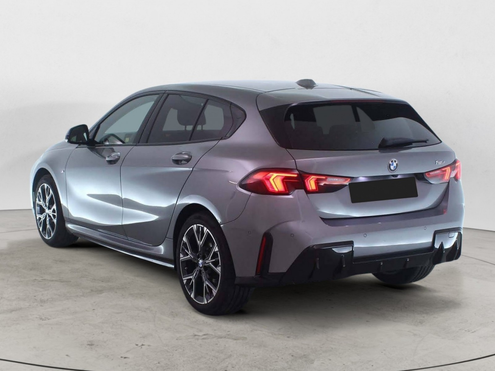 BMW - SERIE 1 F70 - #850108 - 44