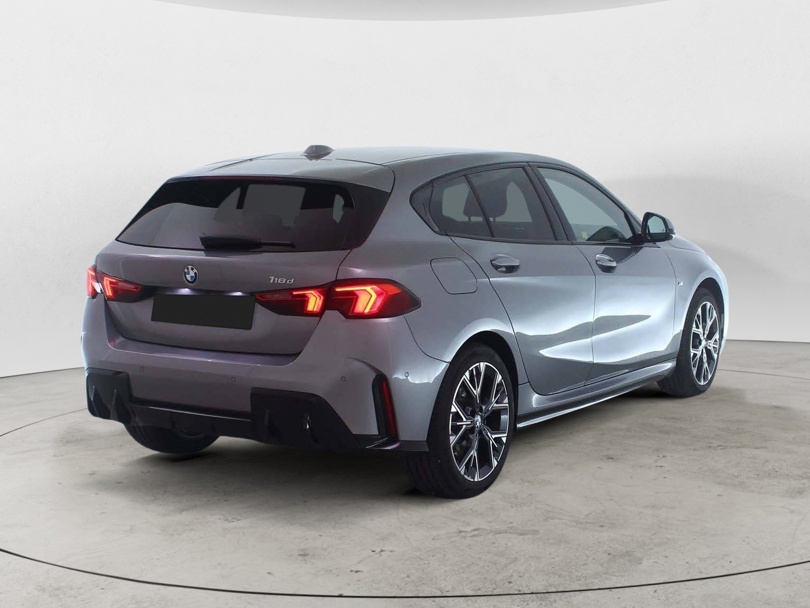 BMW - SERIE 1 F70 - #850108 - 3