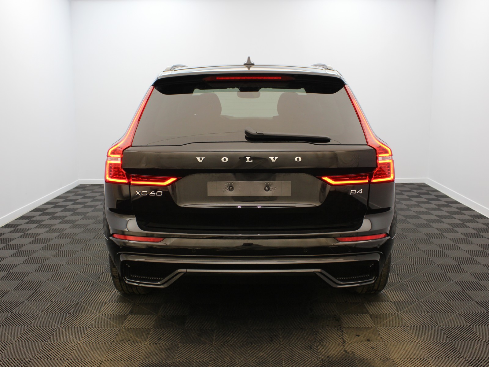 VOLVO - XC60 - #181707 - 5