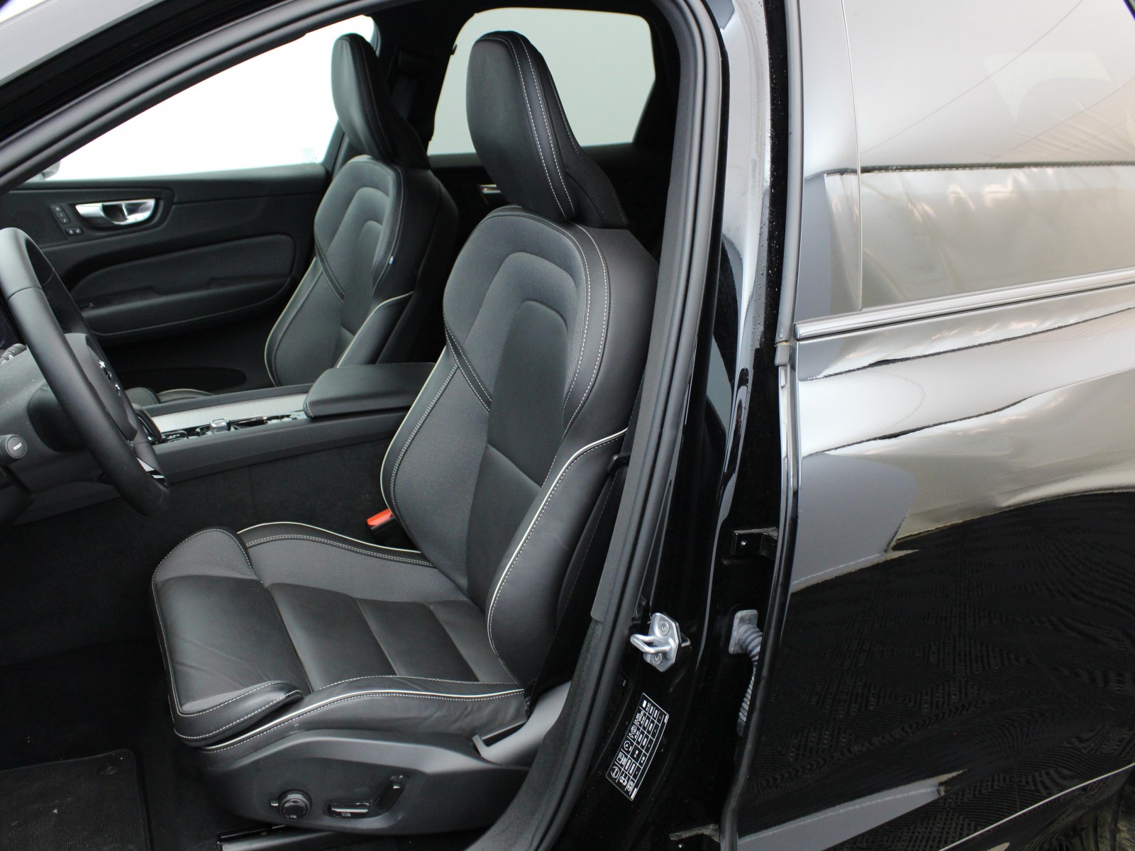 VOLVO - XC60 - #181707 - 7