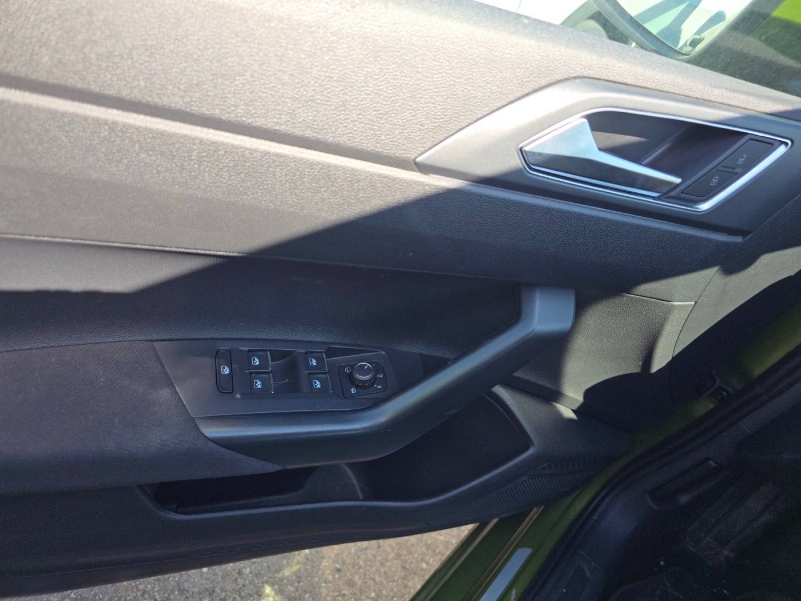 VOLKSWAGEN - TAIGO - #851053 - 9