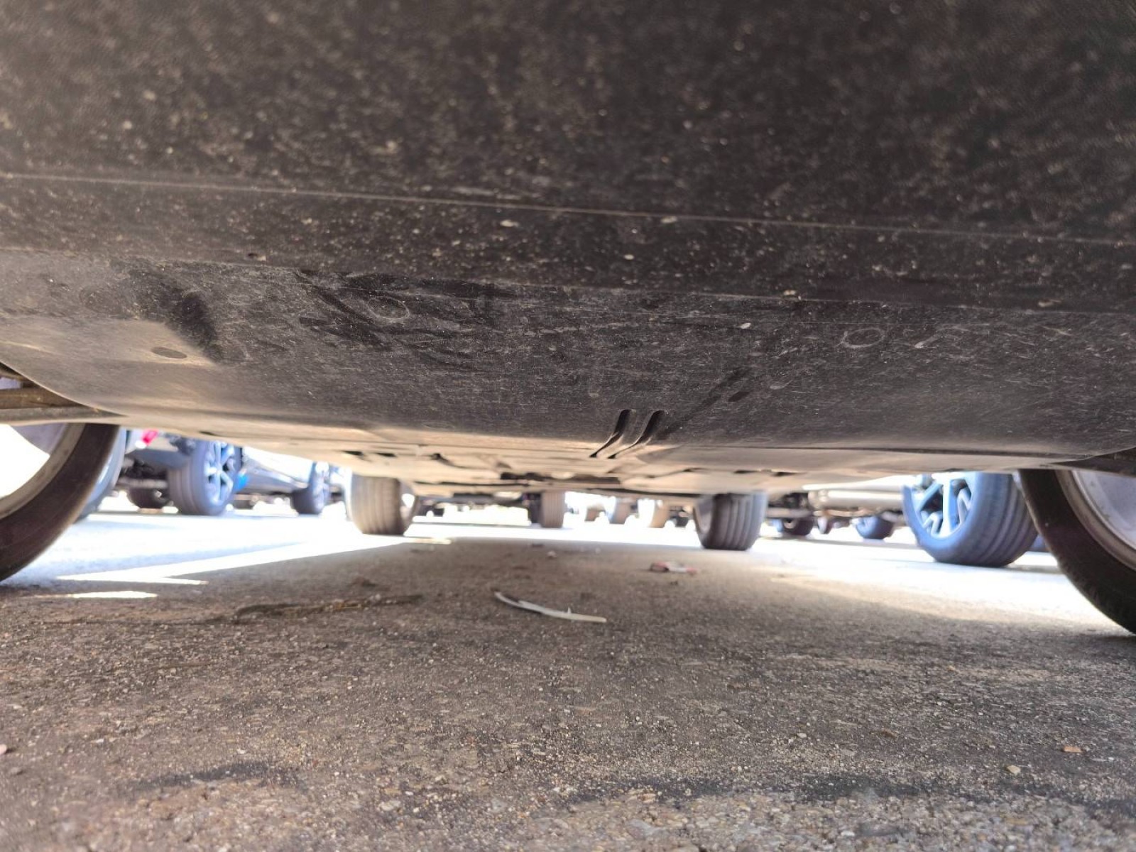 VOLKSWAGEN - TAIGO - #851053 - 34