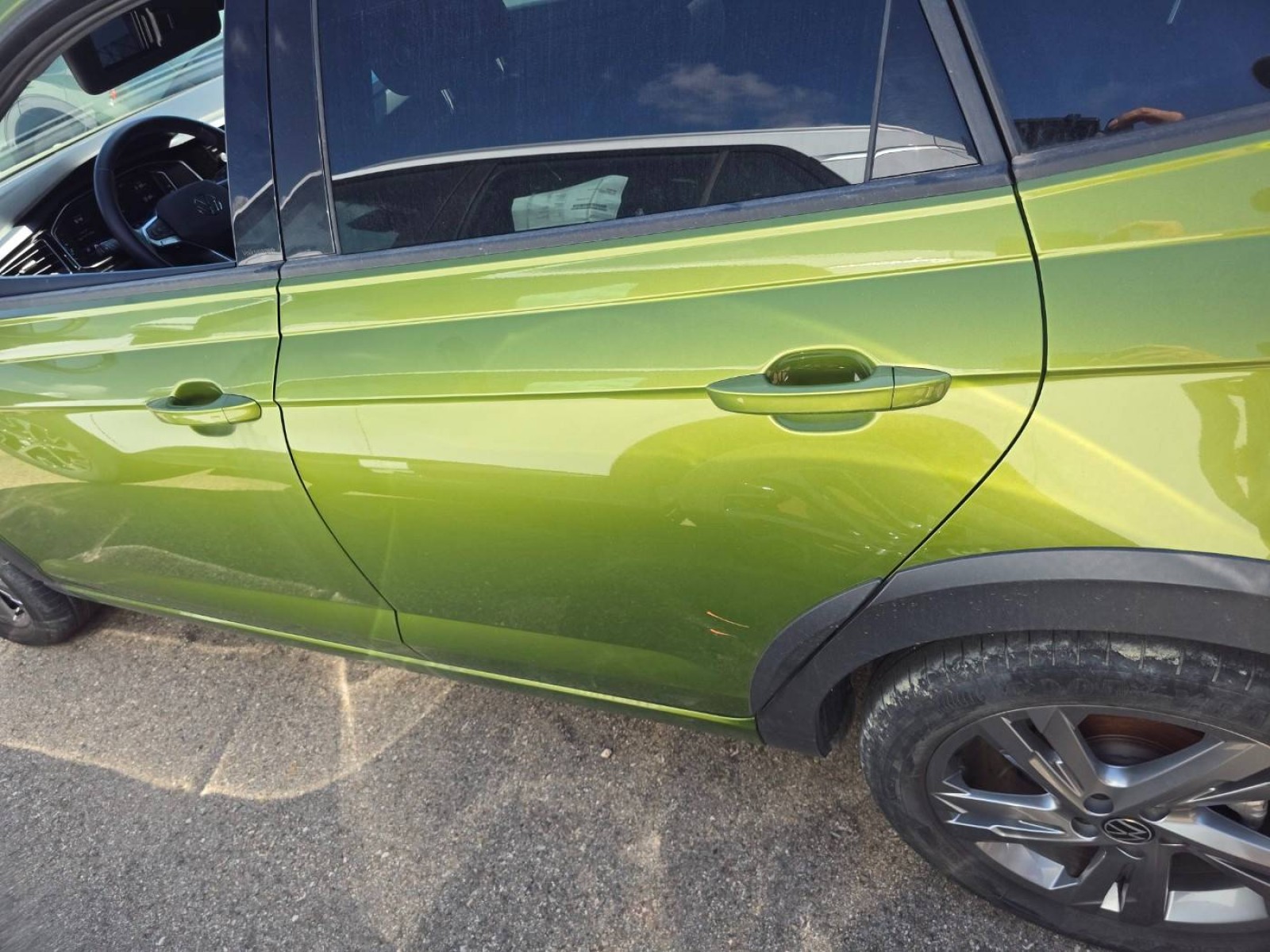 VOLKSWAGEN - TAIGO - #851053 - 27