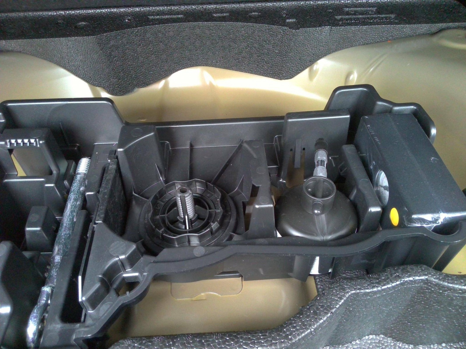 PEUGEOT - 2008 - #850908 - 6