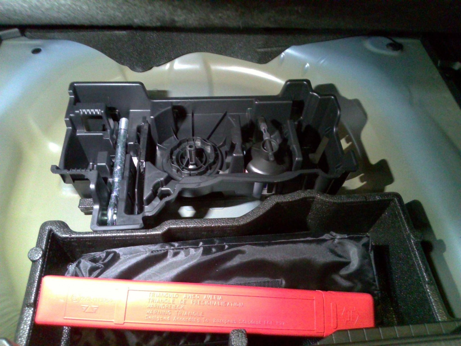 PEUGEOT - 2008 - #850911 - 6