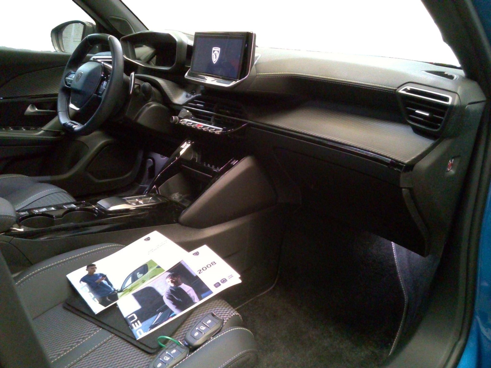 PEUGEOT - 2008 - #850911 - 2