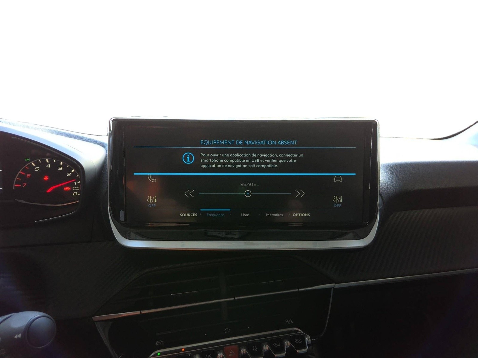 PEUGEOT - 208 - #850925 - 3