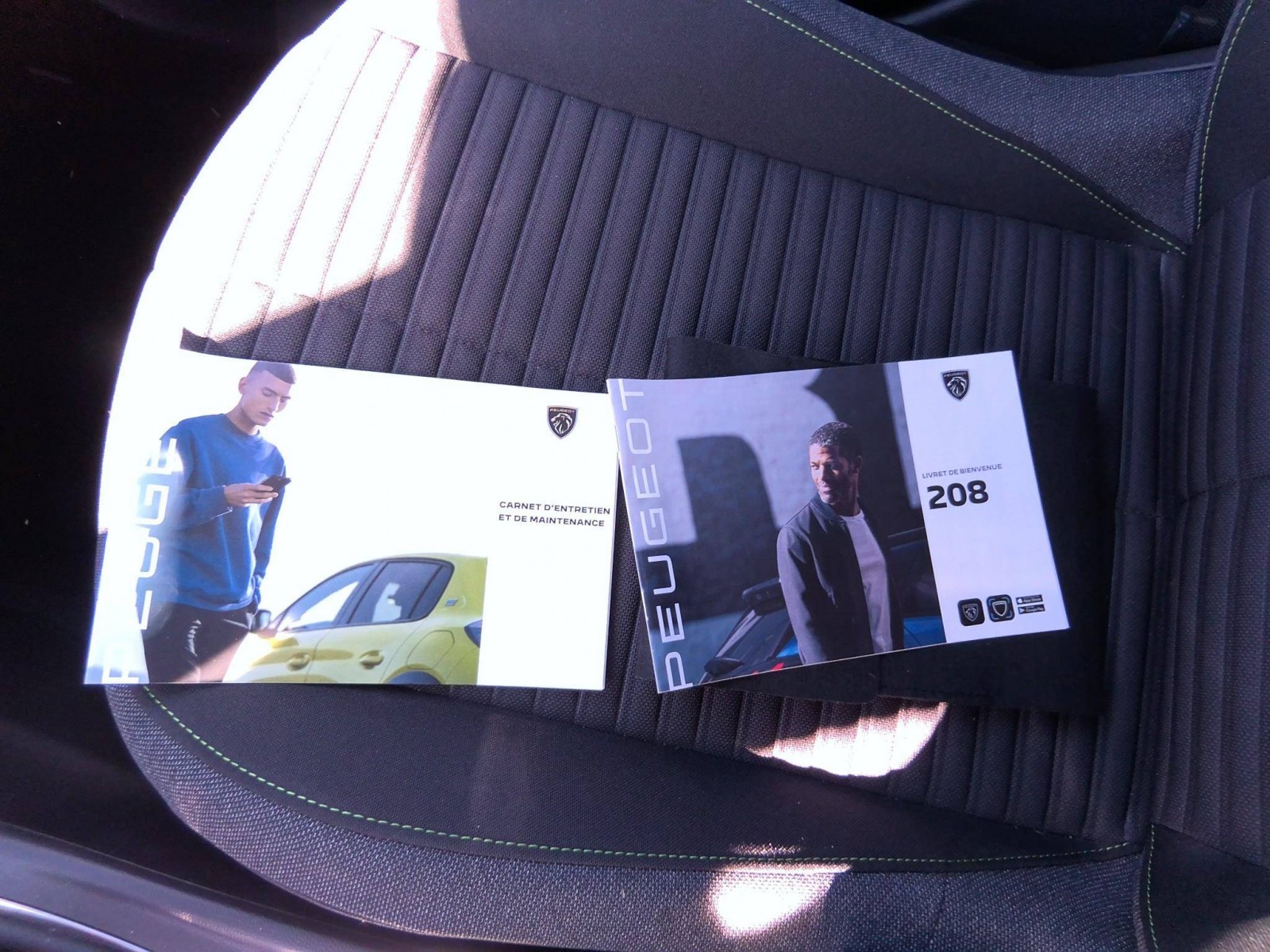 PEUGEOT - 208 - #850926 - 5