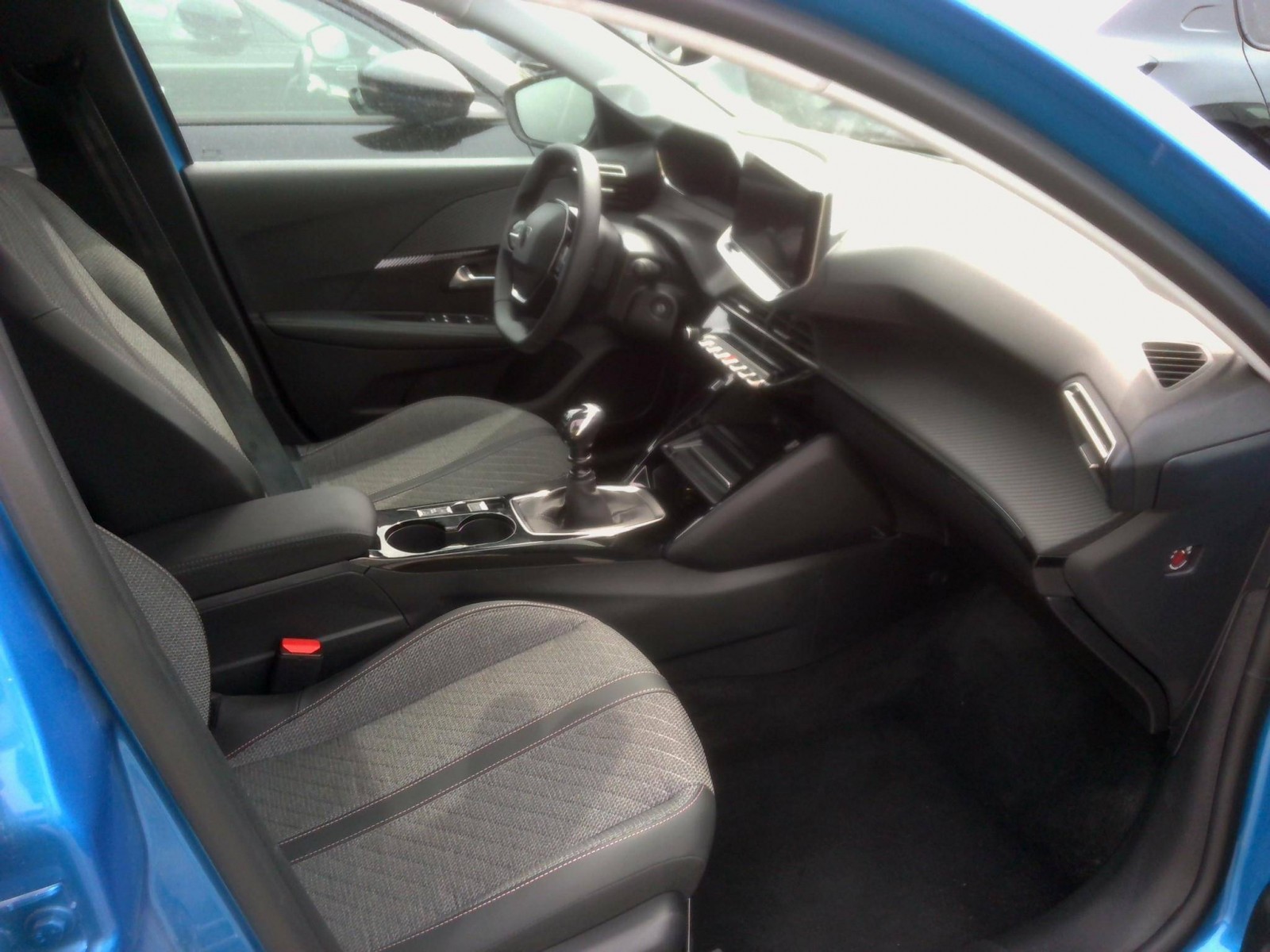 PEUGEOT - 208 - #850933 - 2