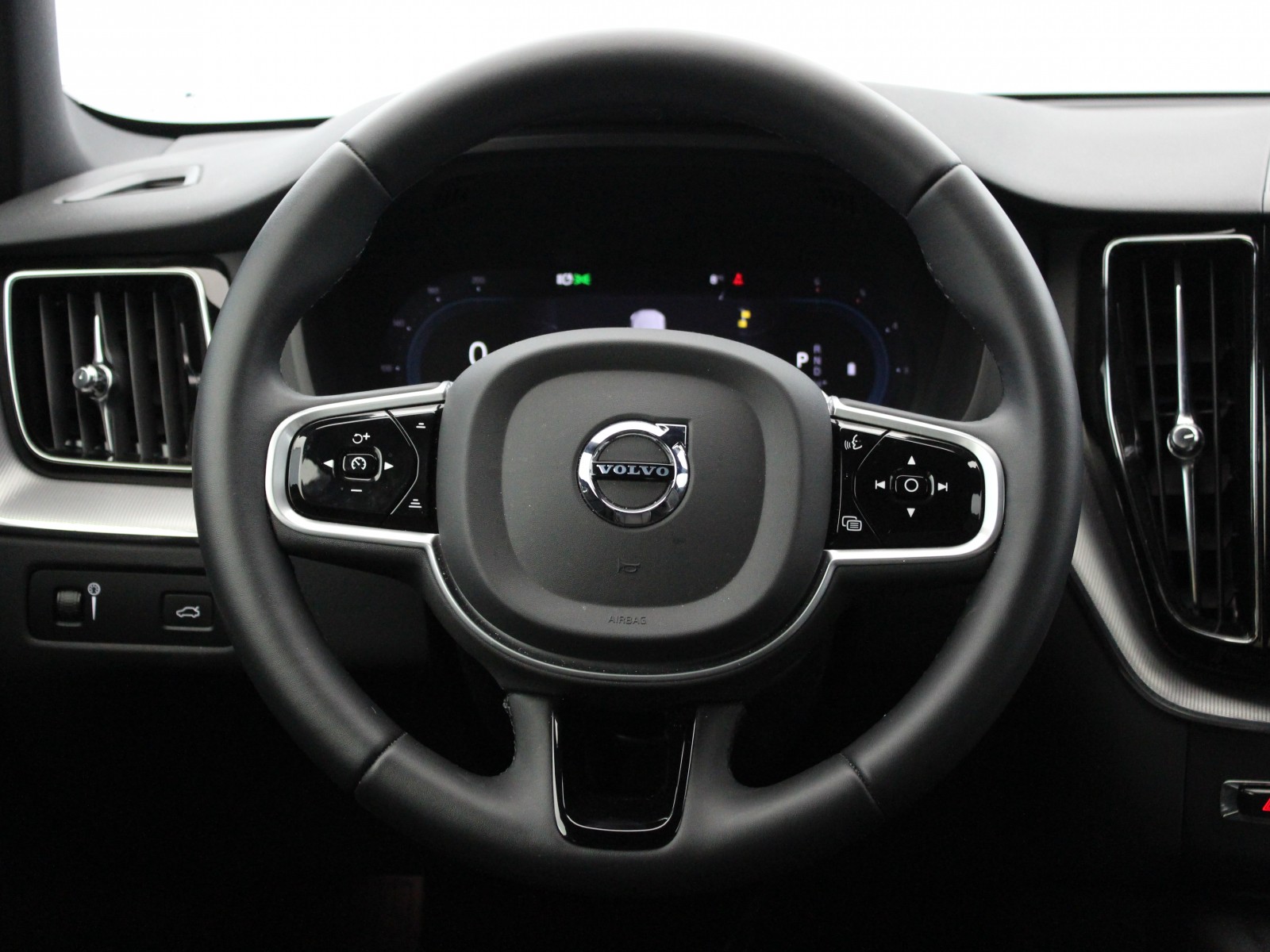VOLVO - XC60 - #181711 - 10
