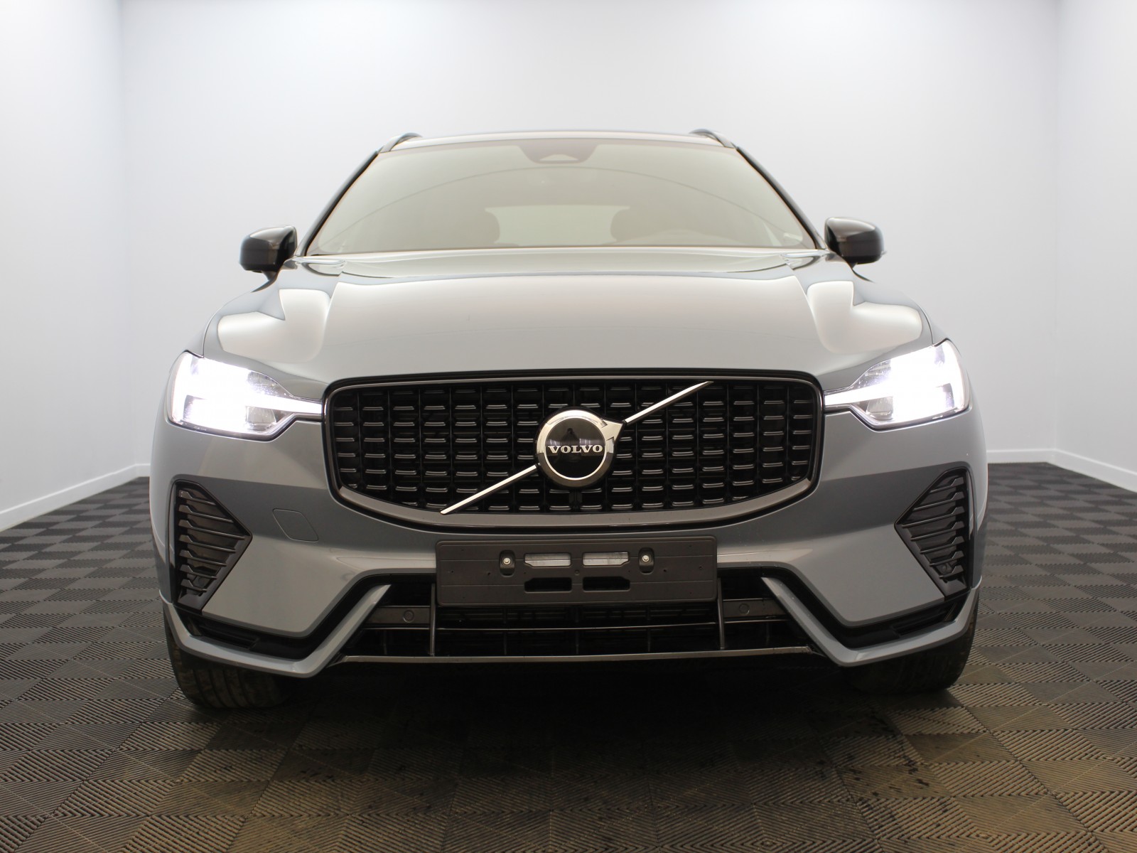 VOLVO - XC60 - #181711 - 4