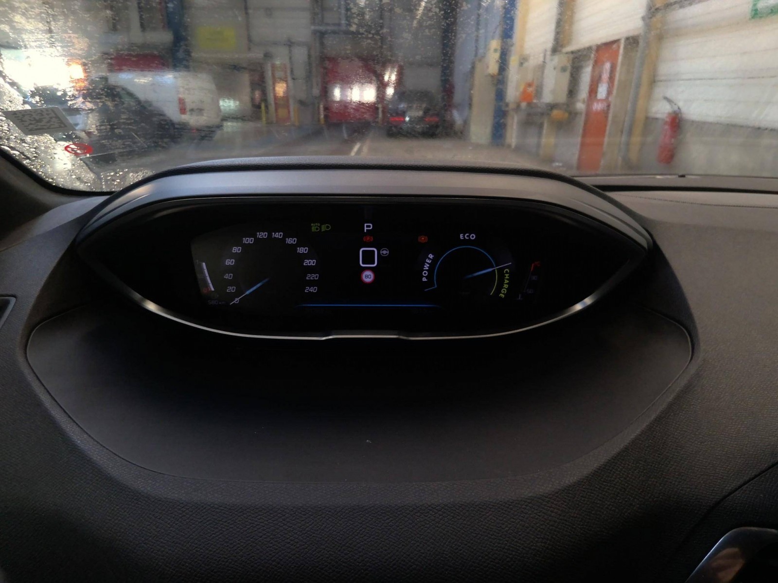 PEUGEOT - 3008 - #850947 - 3