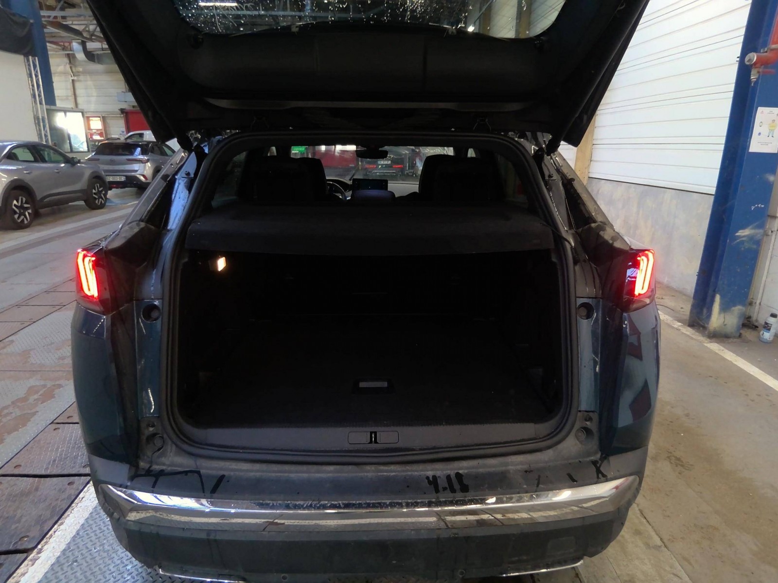 PEUGEOT - 3008 - #850947 - 5