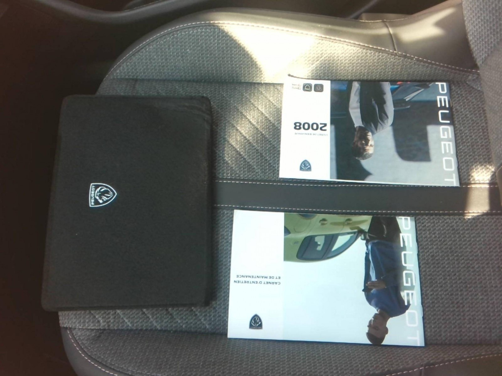 PEUGEOT - 2008 - #851334 - 4