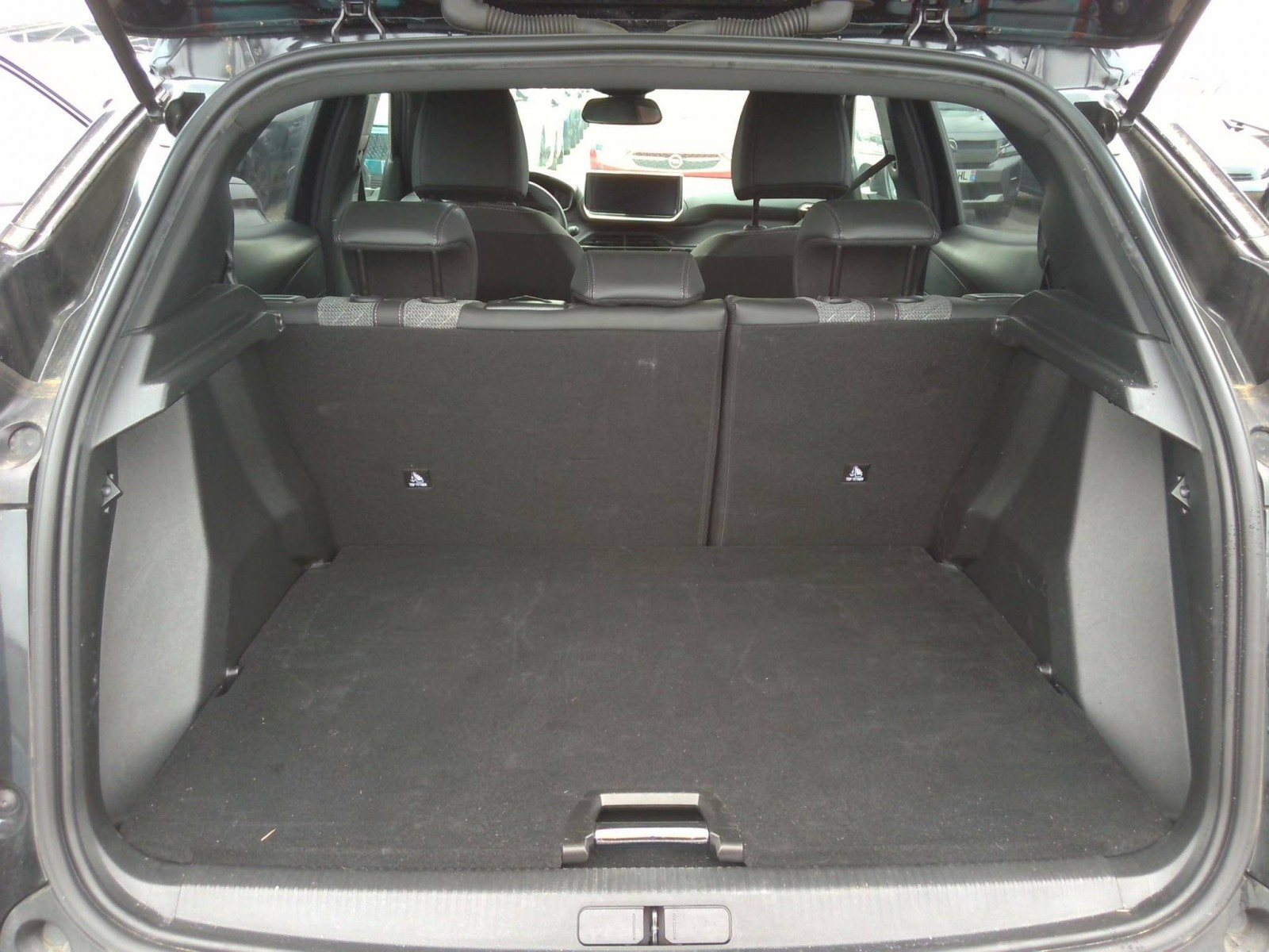 PEUGEOT - 2008 - #851335 - 8