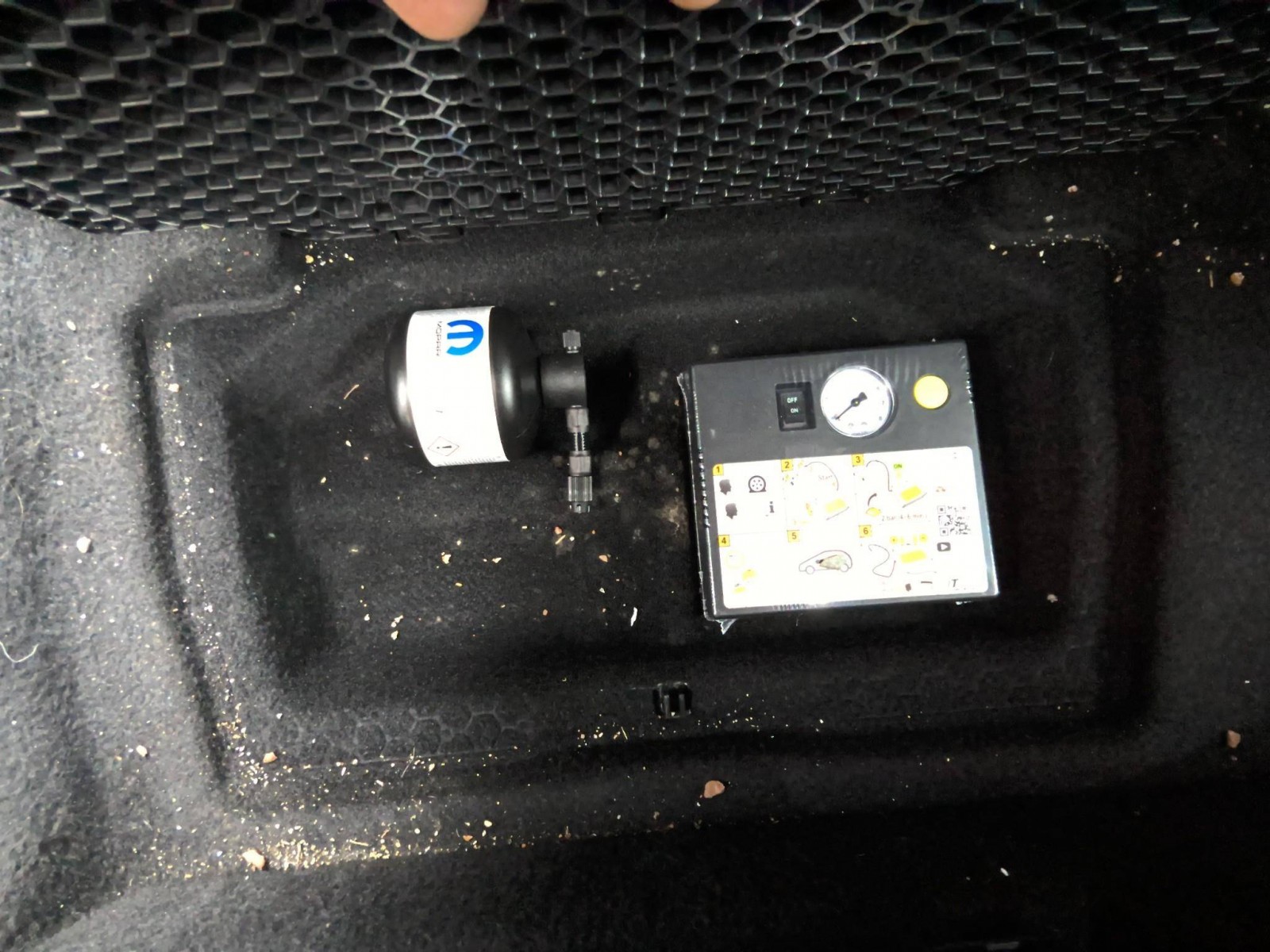 PEUGEOT - 5008 - #851397 - 6