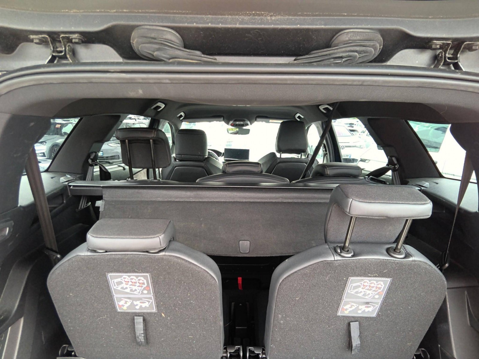 PEUGEOT - 5008 - #851397 - 5