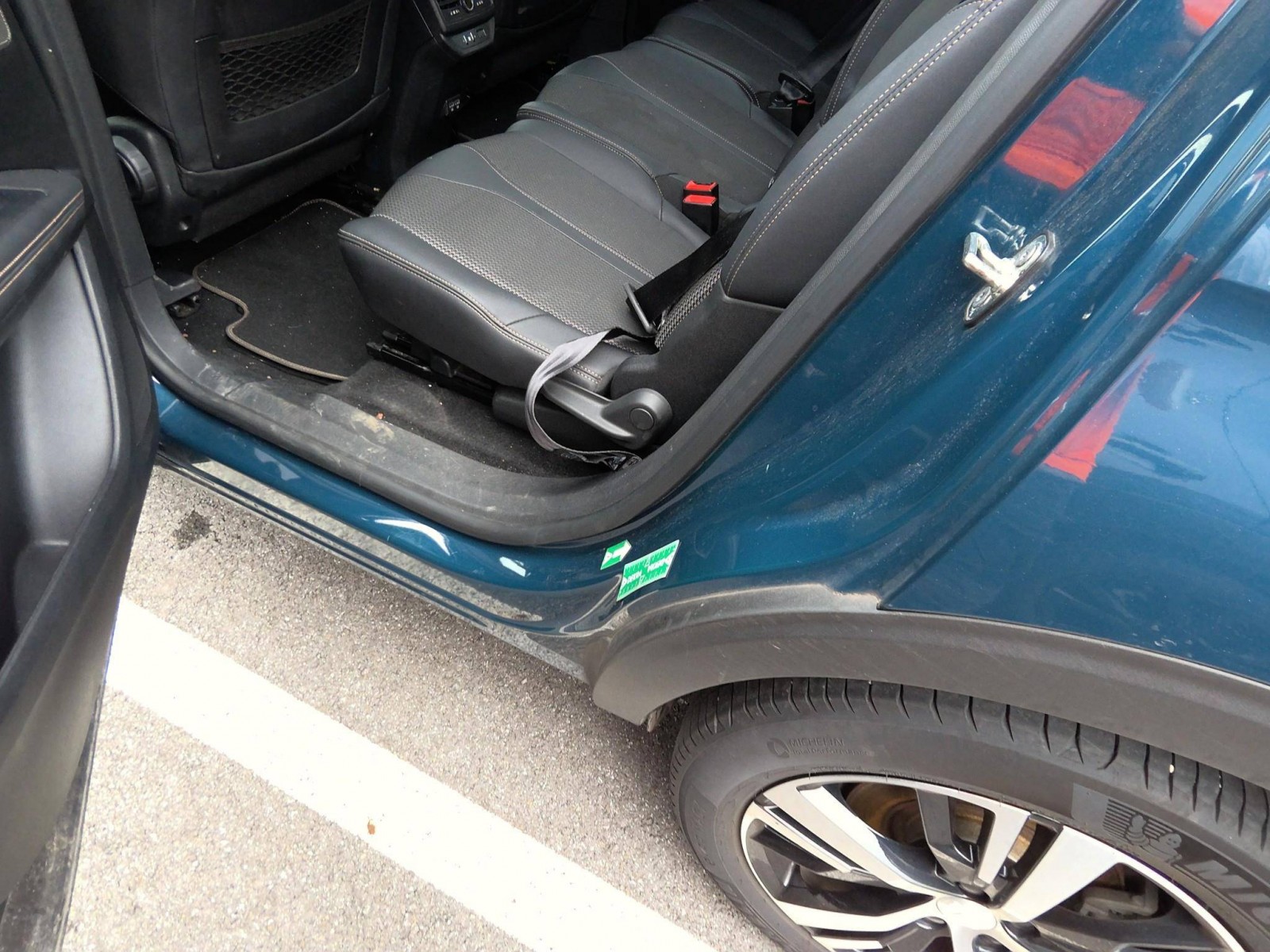 PEUGEOT - 5008 - #851397 - 13