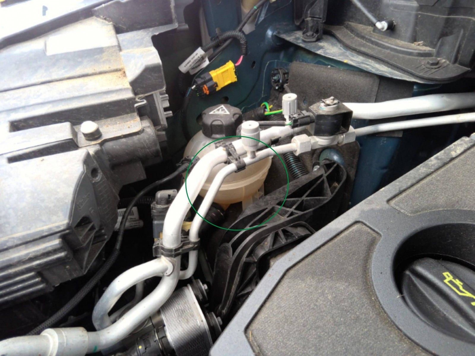 PEUGEOT - 5008 - #851397 - 11