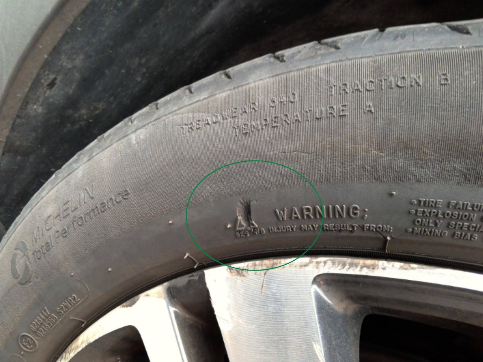 PEUGEOT - 5008 - #851397 - 9