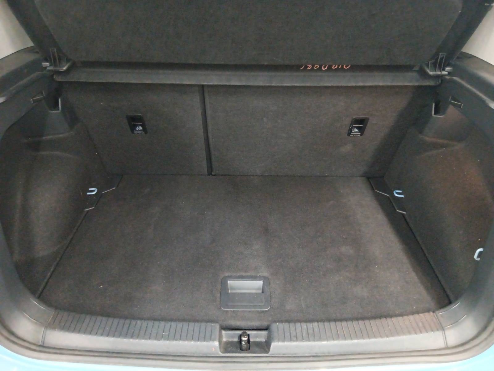 VOLKSWAGEN - T-CROSS - #843556 - 12