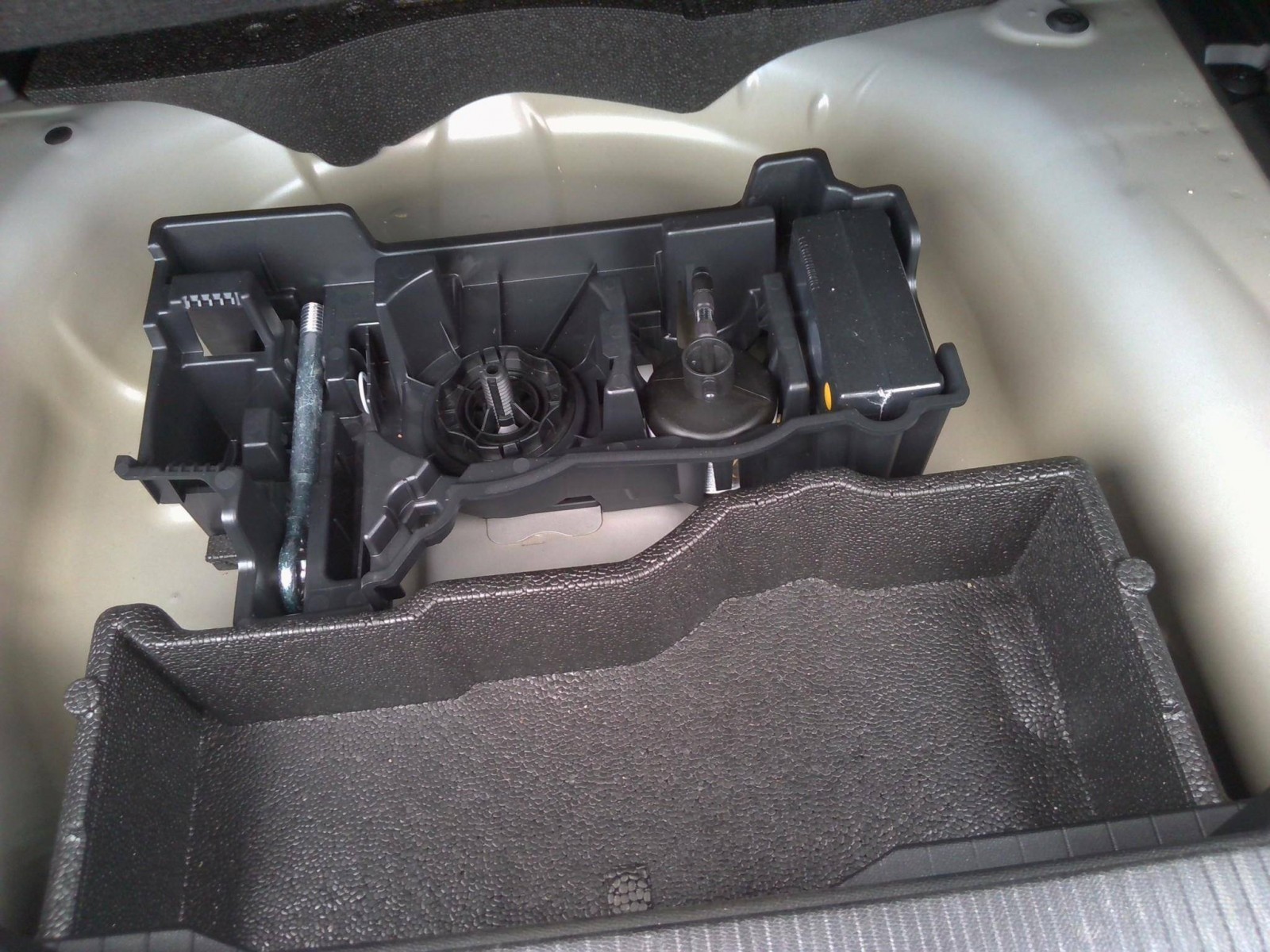 PEUGEOT - 2008 - #851337 - 7