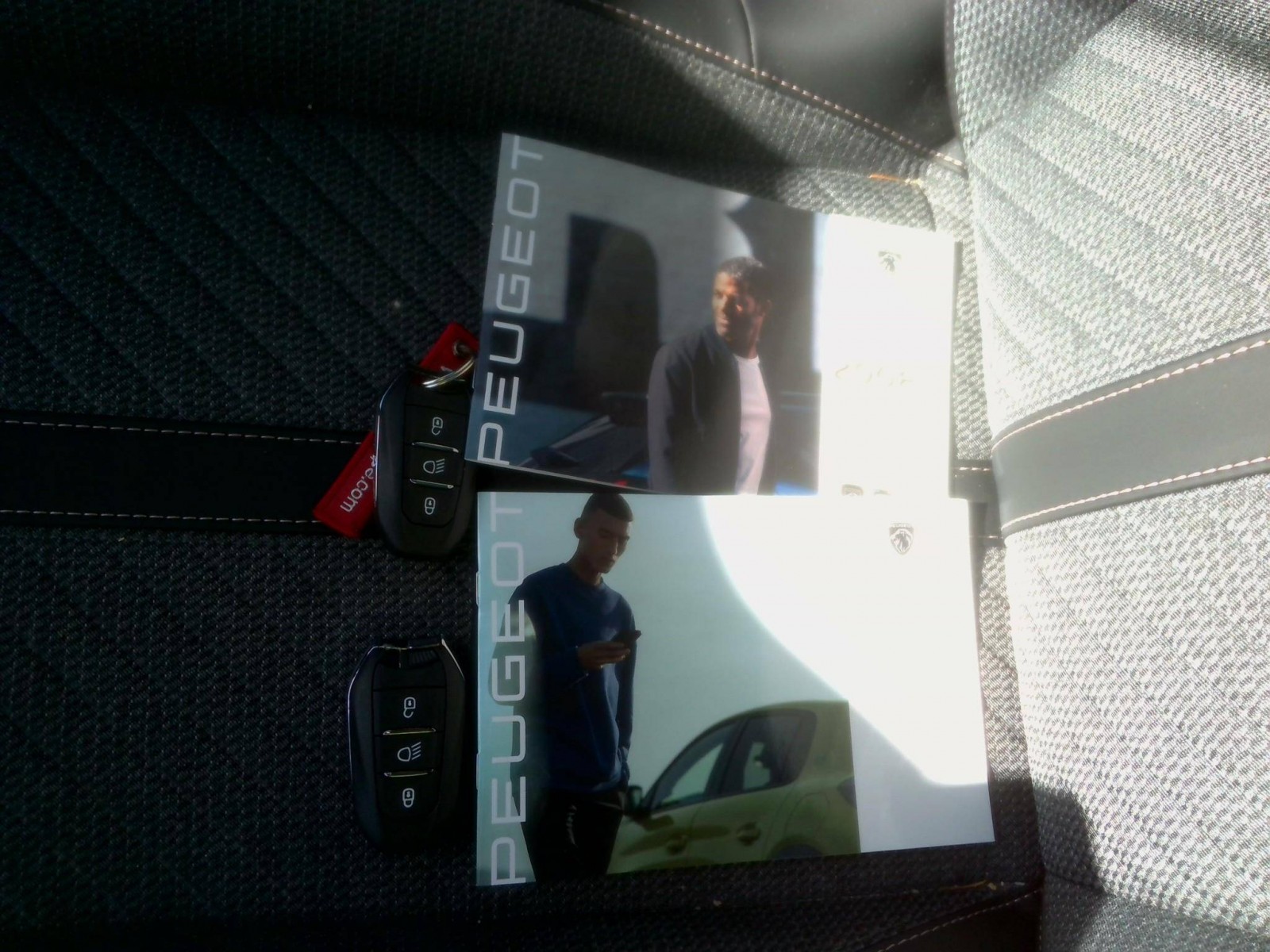 PEUGEOT - 2008 - #851343 - 5